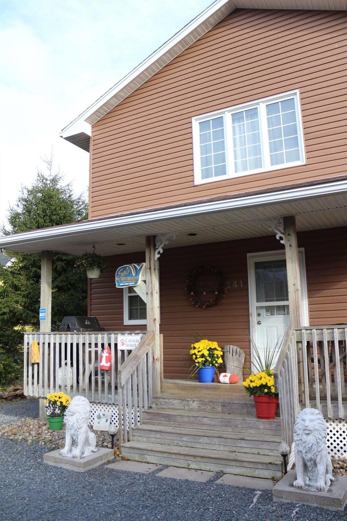 Sal'S Bed And Breakfast By The Sea Herring Cove Exterior foto