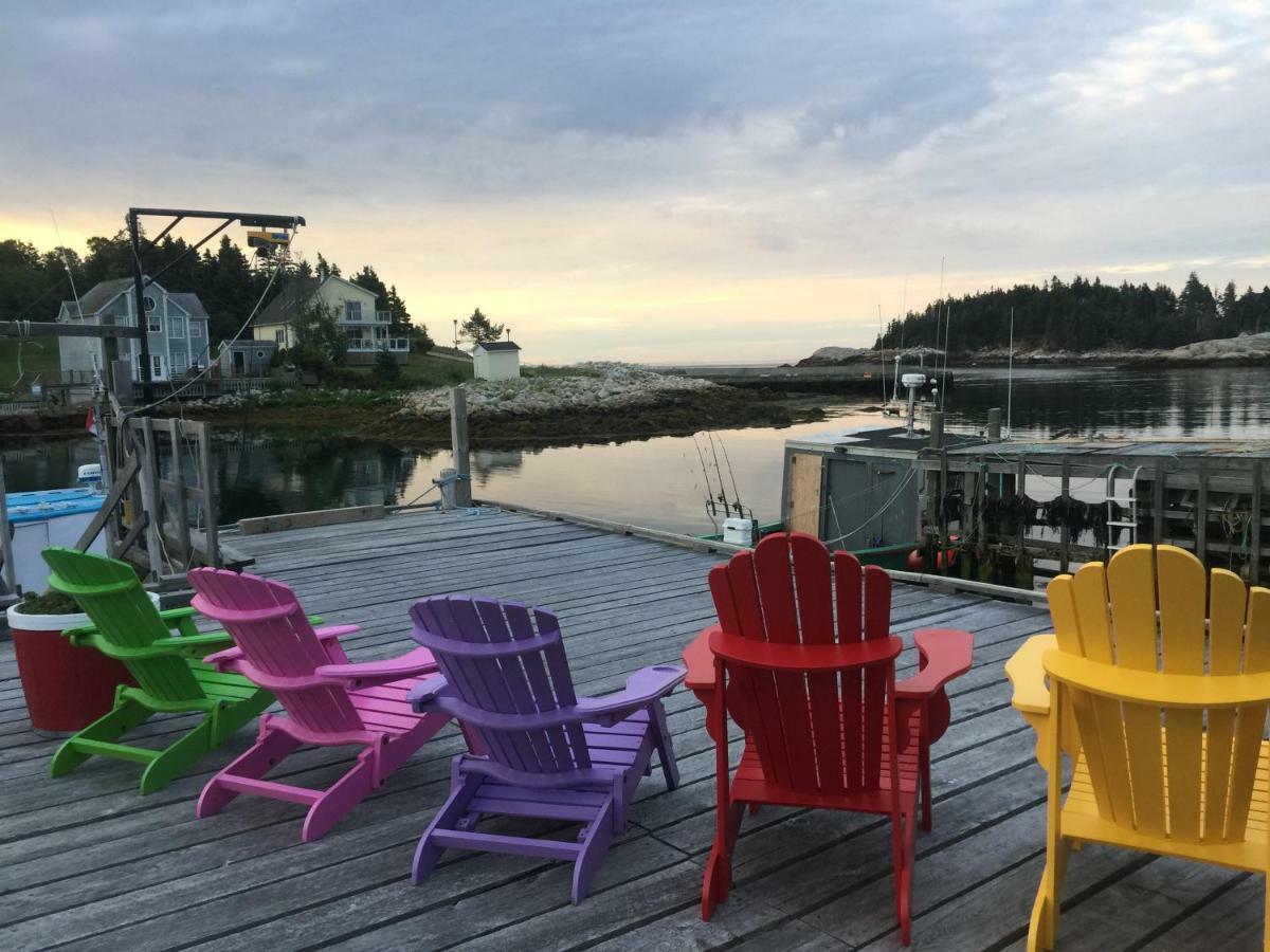 Sal'S Bed And Breakfast By The Sea Herring Cove Exterior foto